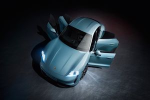 Porsche Taycan Porsche Taycan 4S